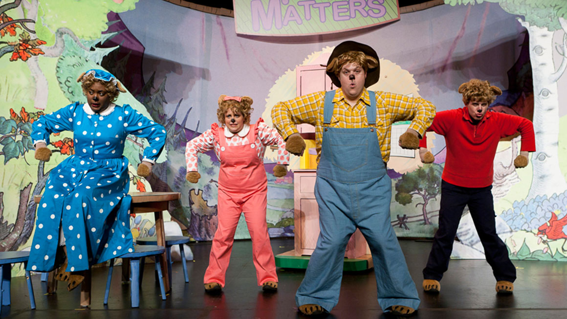 A scene from off-Broadway's family musical <em>The Berenstain Bears LIVE! in Family Matters, the Musical</em>.