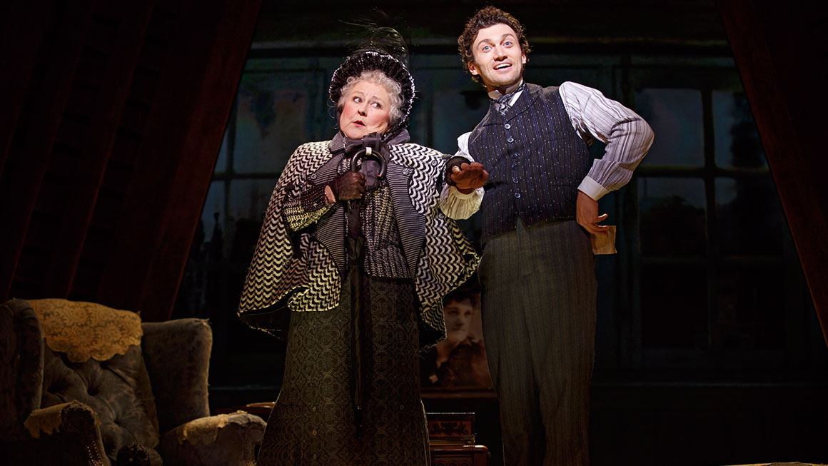 Jane Carr as Miss Shingle & Bryce Pinkham as Monty Navarro in <i>A Gentleman's Guide to Love and Murder</I>.